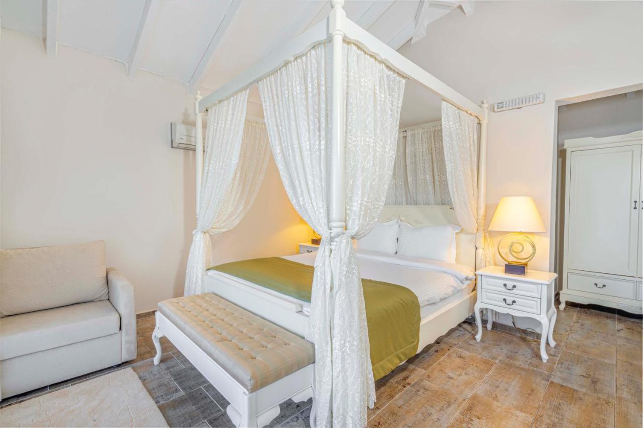 Alya Villa Butik Hotel Turunç Buitenkant foto